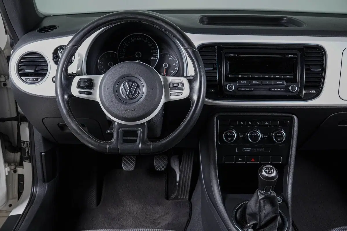 Volkswagen Maggiolino usata a Perugia (14)