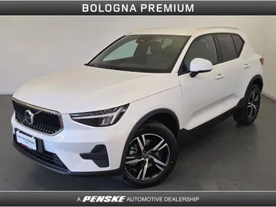 Volvo XC40 2.0 b3 Core auto del 2026 usata a Casalecchio di Reno