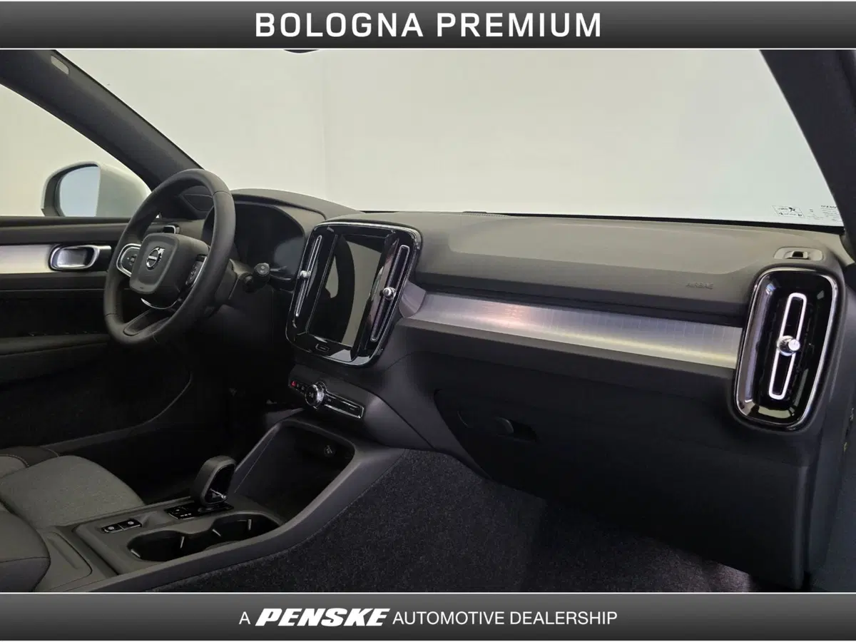 Volvo XC40 usata a Bologna (17)