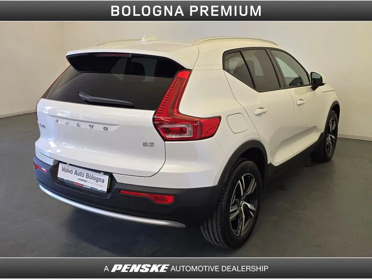 Volvo XC40 usata a Bologna (2)