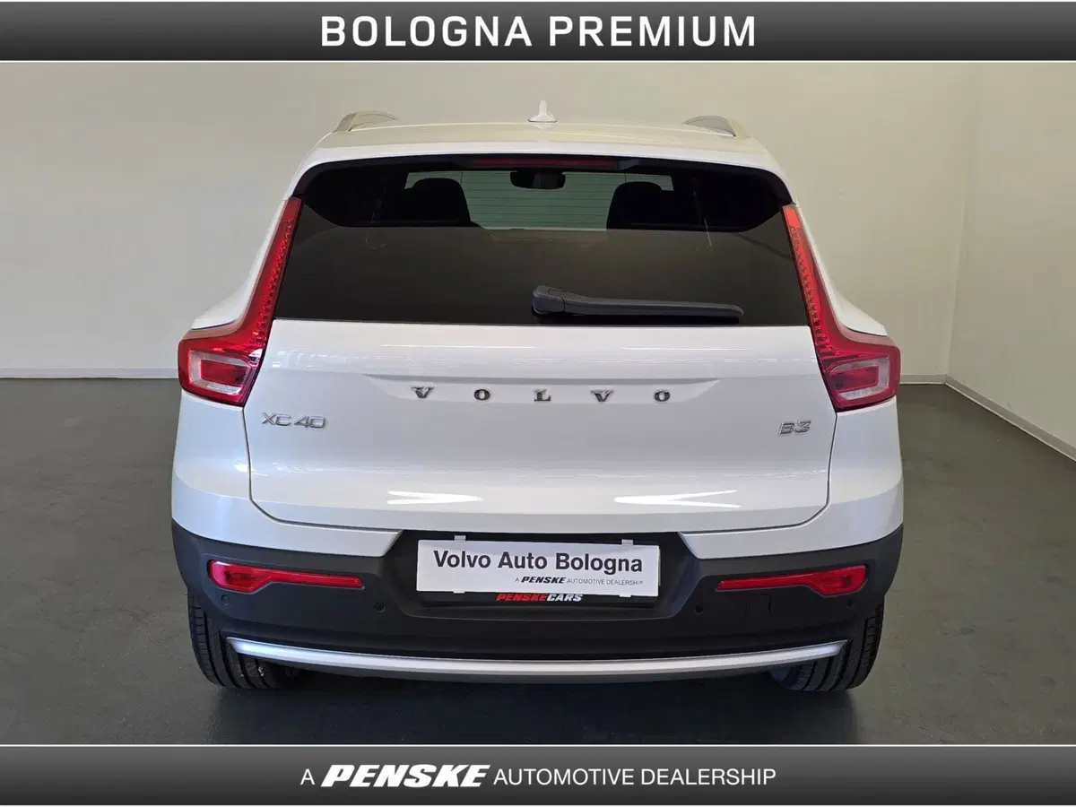 Volvo XC40 usata a Bologna (7)
