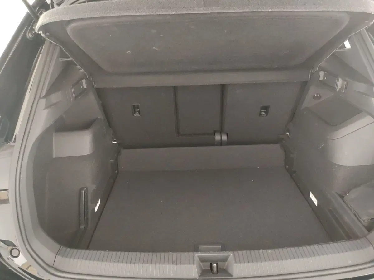 Volkswagen Tiguan usata a Napoli (11)