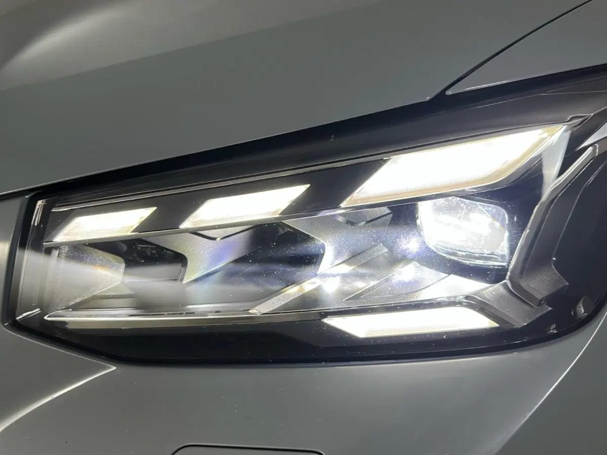 Audi Q2 usata a Napoli (18)