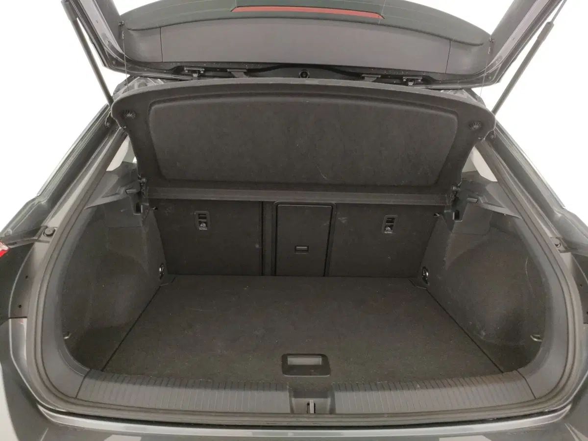 Volkswagen T-Roc usata a Napoli (18)