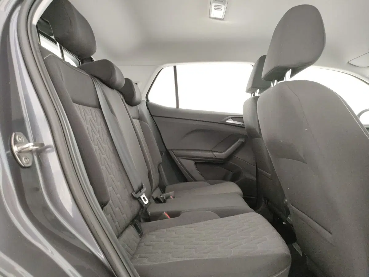 Volkswagen T-Cross usata a Napoli (9)