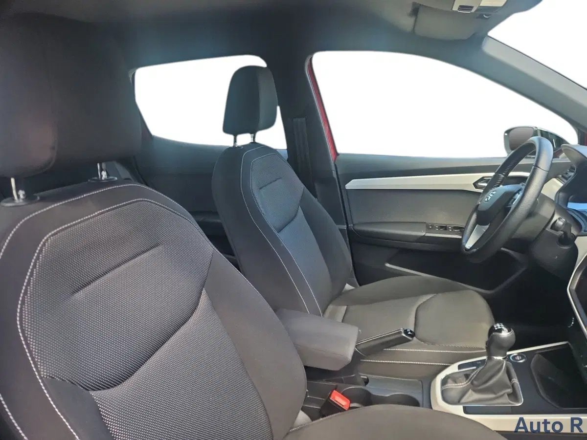 SEAT Arona usata a Potenza (7)