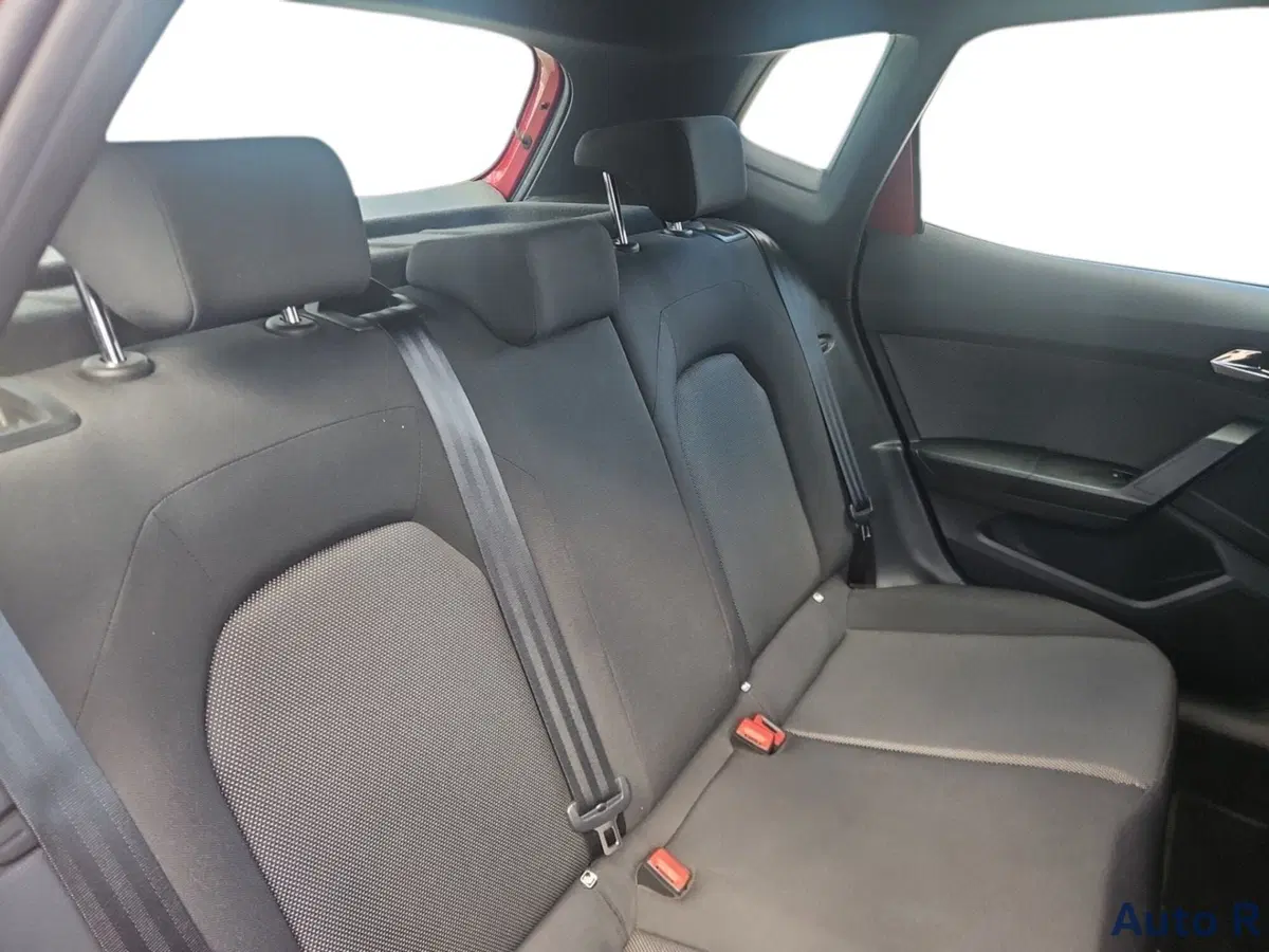 SEAT Arona usata a Potenza (8)