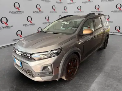 Dacia Jogger 1.8 hybrid Extreme 155cv auto del 2026 usata a Milano