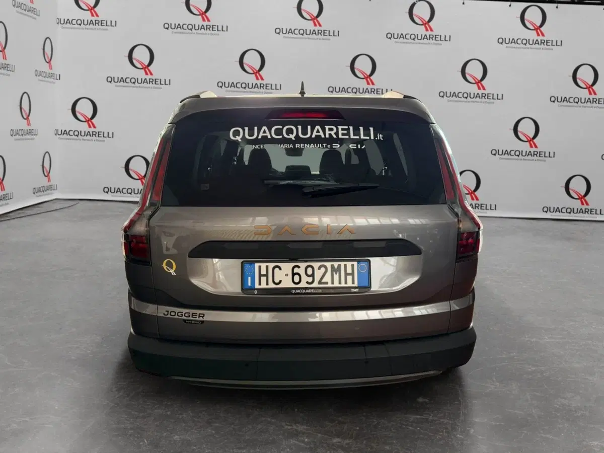 Dacia Jogger usata a Milano (6)