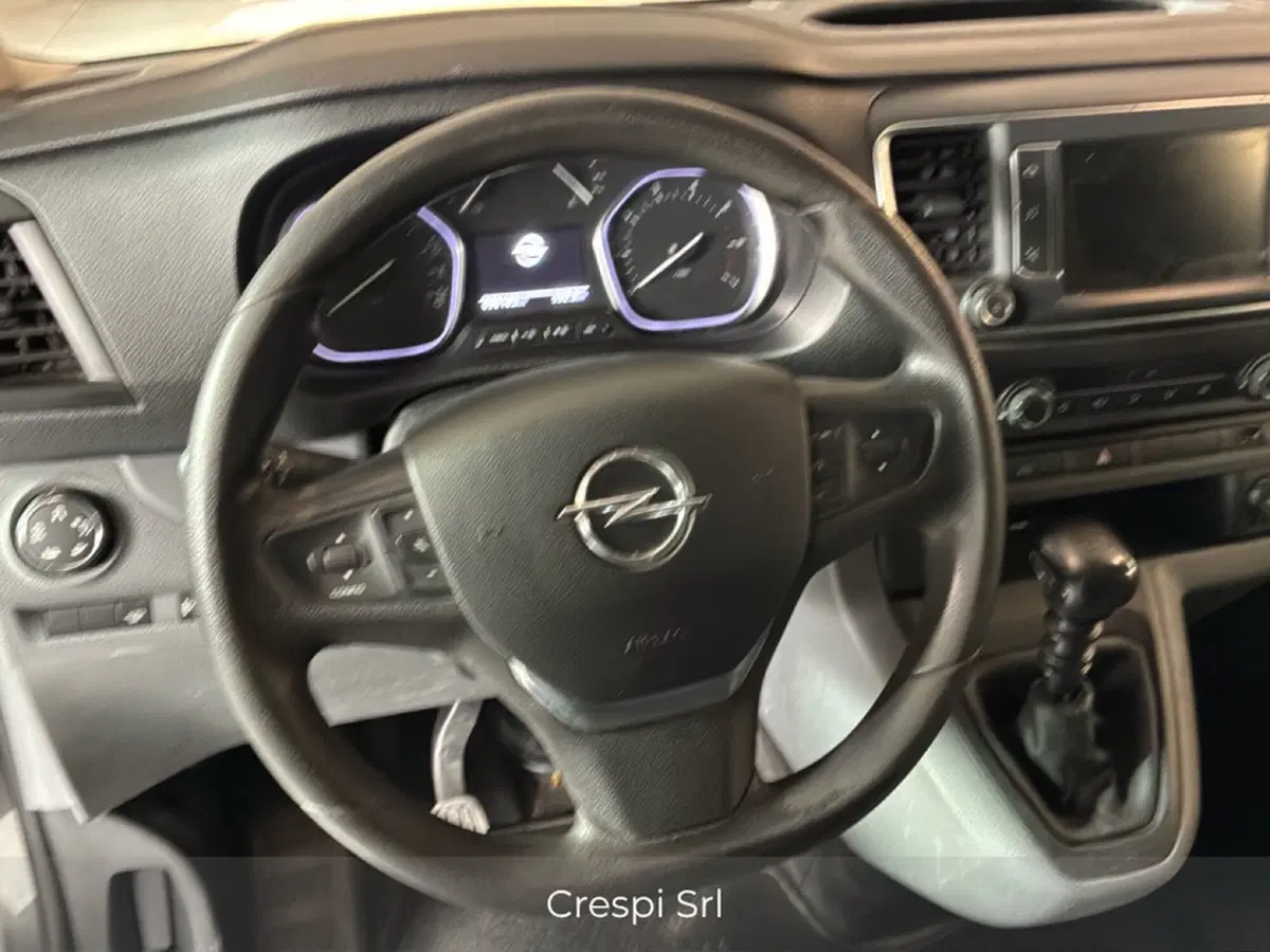 Opel Vivaro Furgone usata a Varese (10)