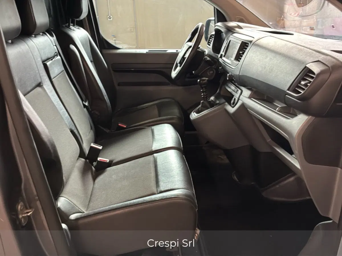 Opel Vivaro Furgone usata a Varese (11)