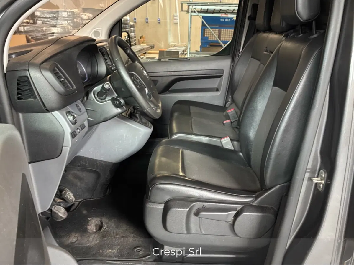 Opel Vivaro Furgone usata a Varese (12)