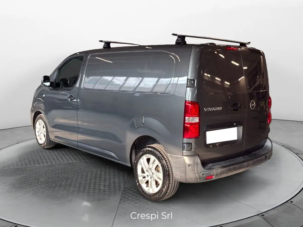 Opel Vivaro Furgone usata a Varese (4)