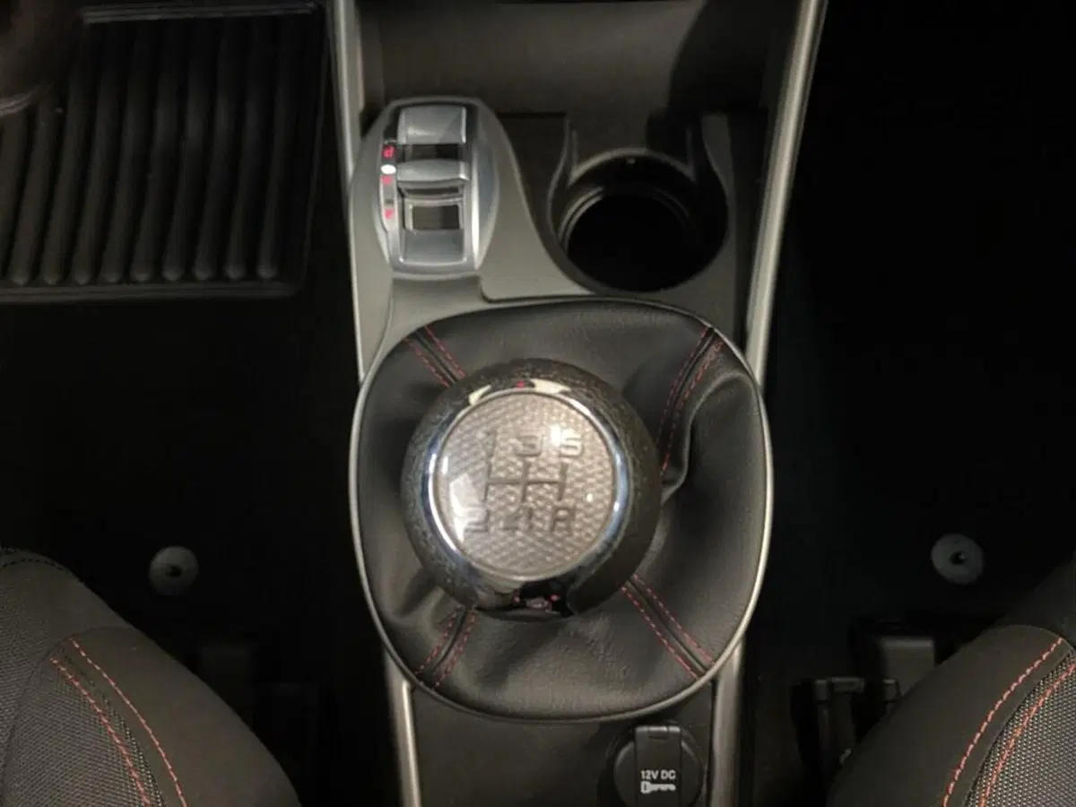 Alfa Romeo MiTo usata a Torino (11)