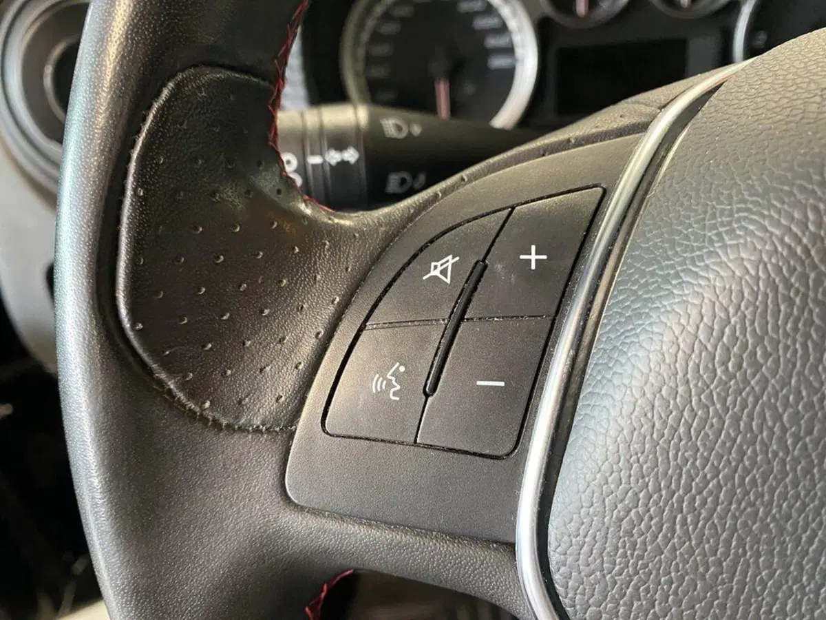 Alfa Romeo MiTo usata a Torino (12)
