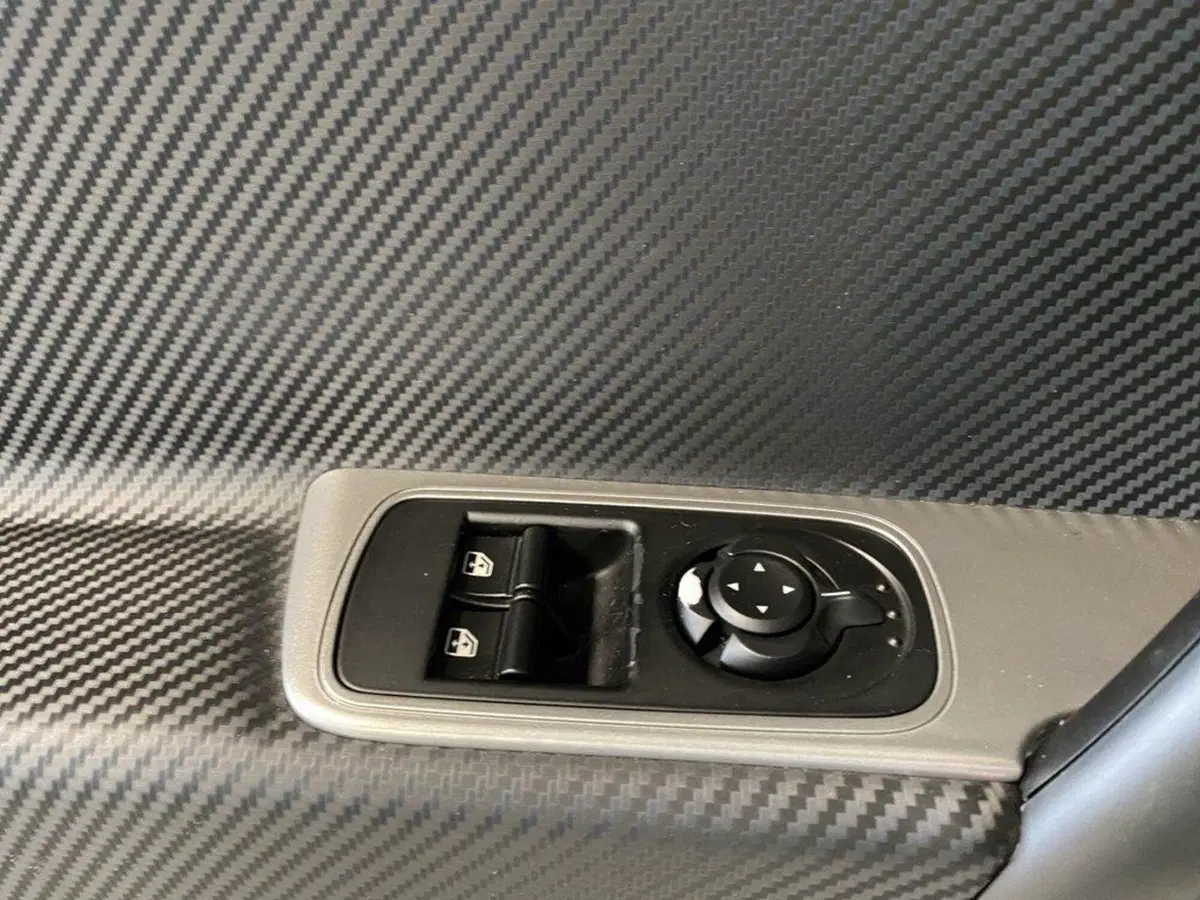 Alfa Romeo MiTo usata a Torino (14)