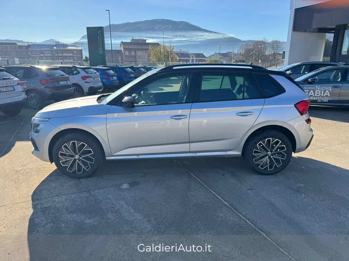 Skoda Kamiq nuova a Salerno (10)