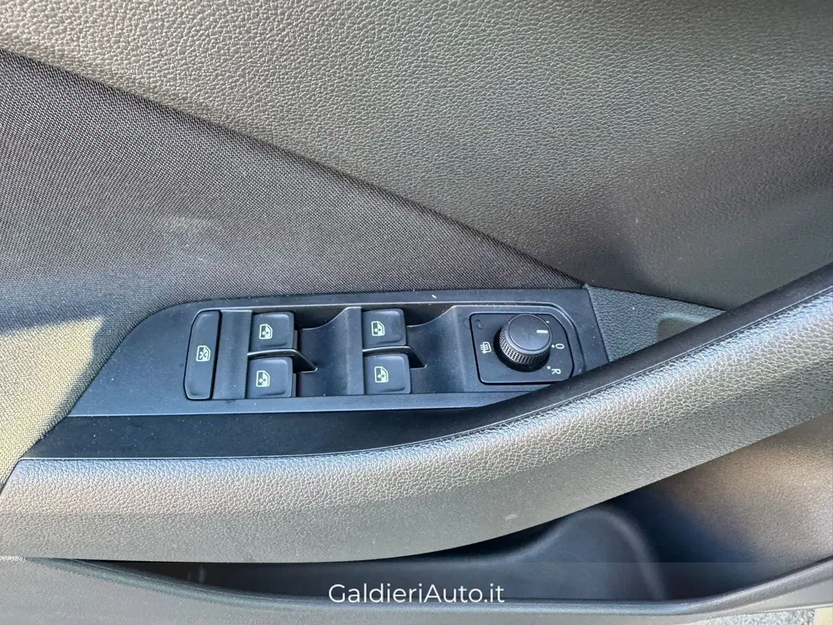 Skoda Kamiq nuova a Salerno (20)