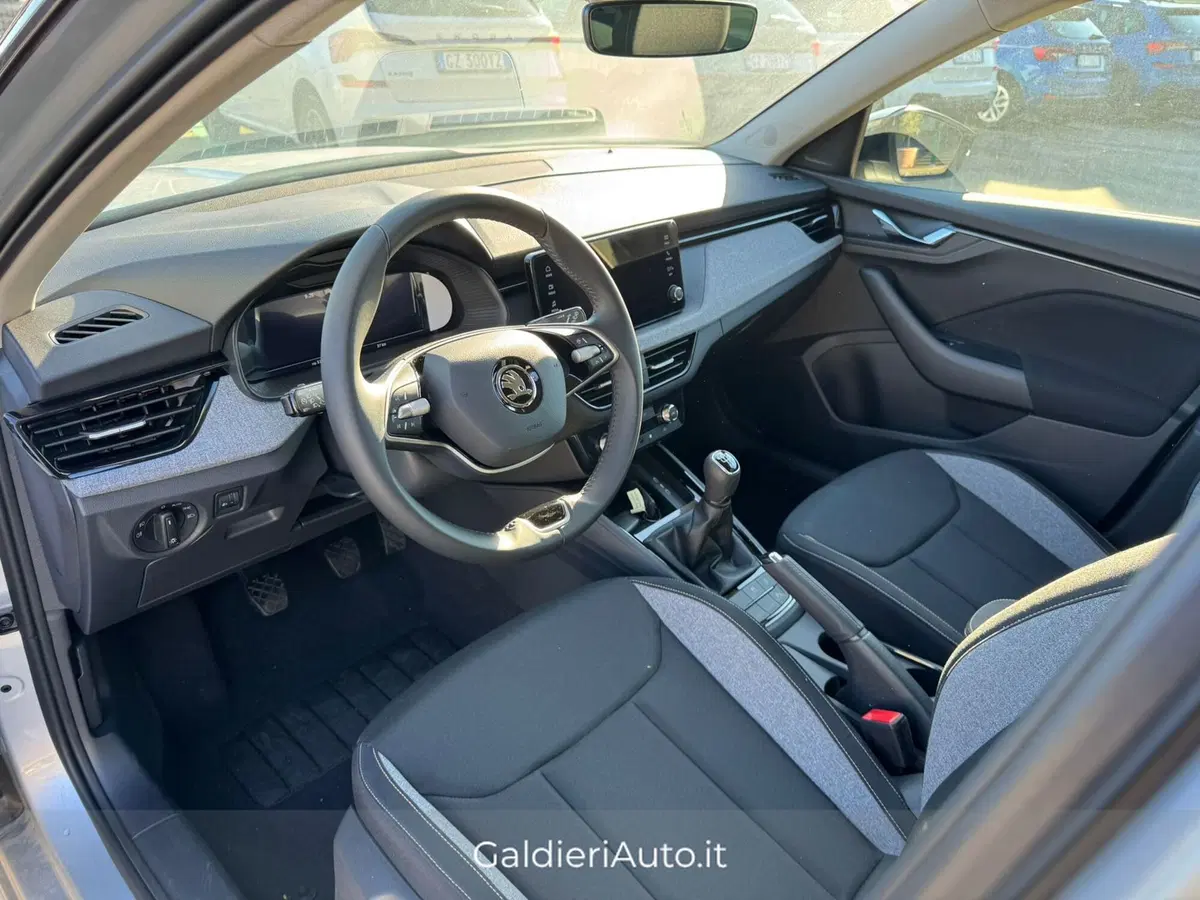 Skoda Kamiq nuova a Salerno (8)