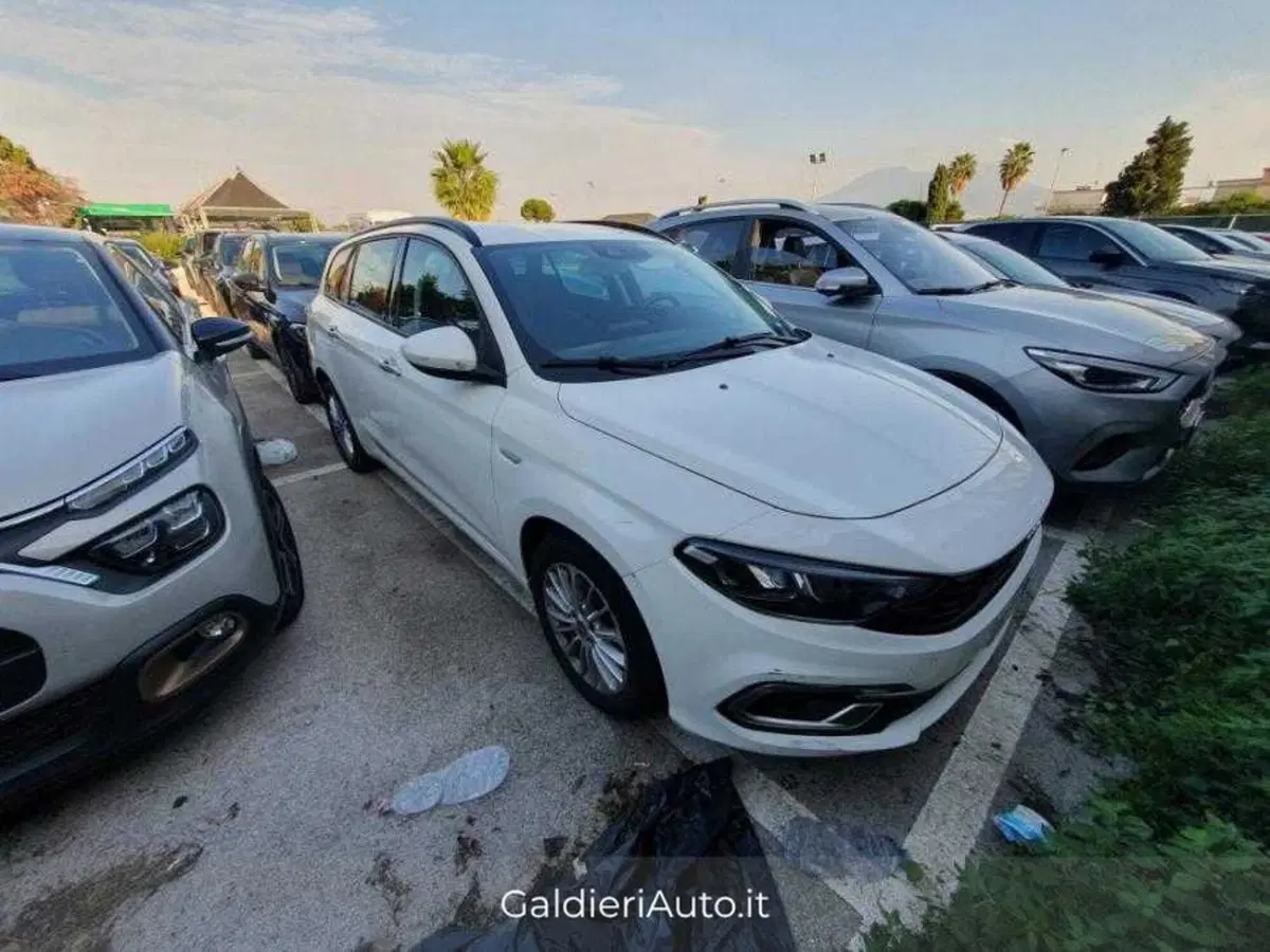 Fiat Tipo Station Wagon usata a Salerno (2)