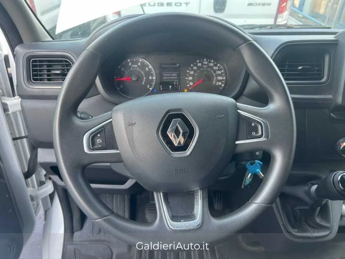 Renault Master Furgone usata a Salerno (10)