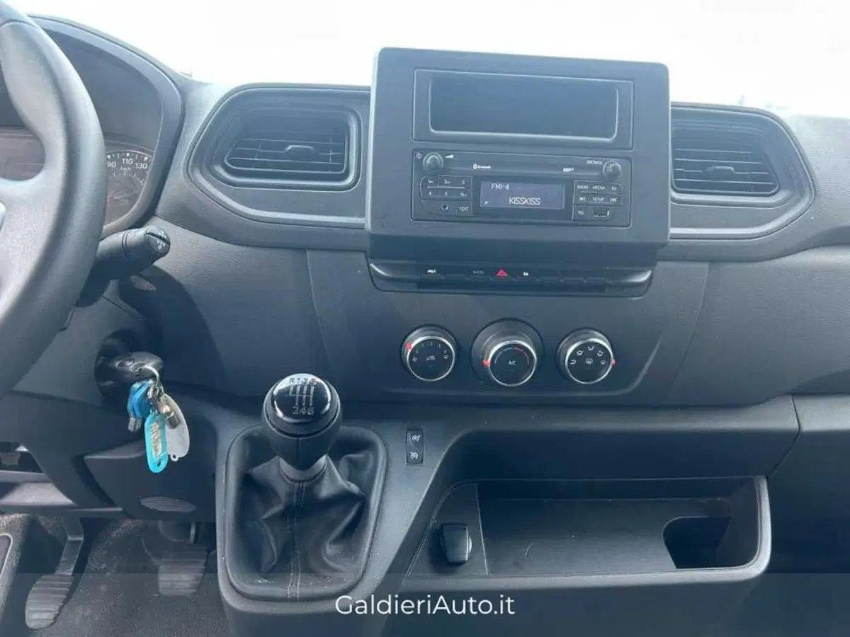 Renault Master Furgone usata a Salerno (12)