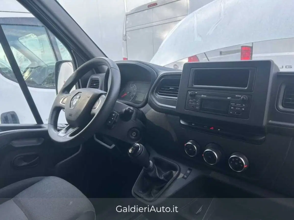 Renault Master Furgone usata a Salerno (16)