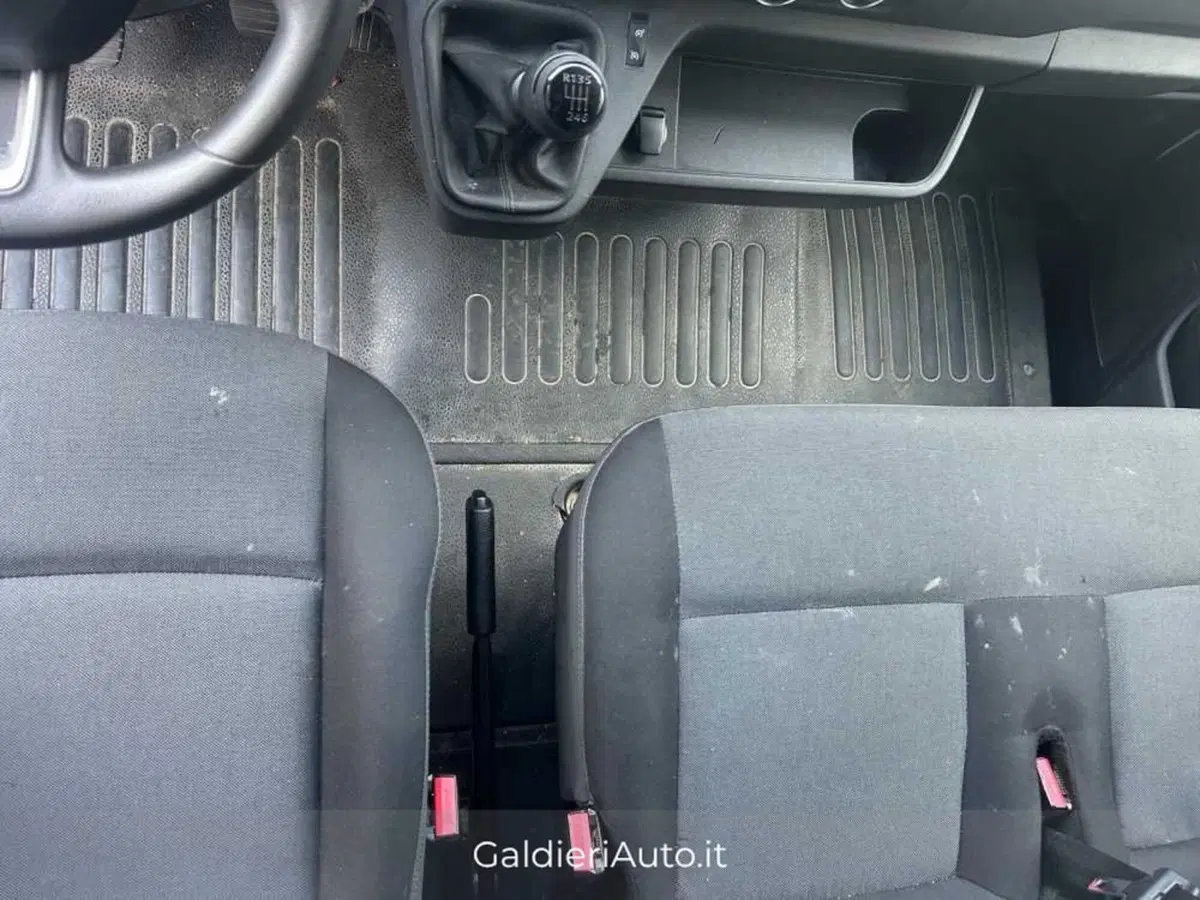 Renault Master Furgone usata a Salerno (18)