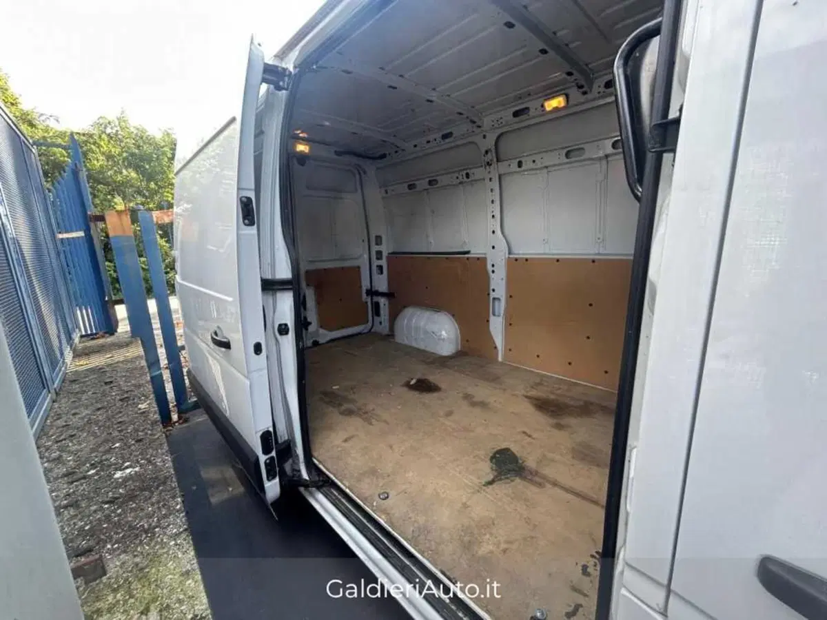 Renault Master Furgone usata a Salerno (20)