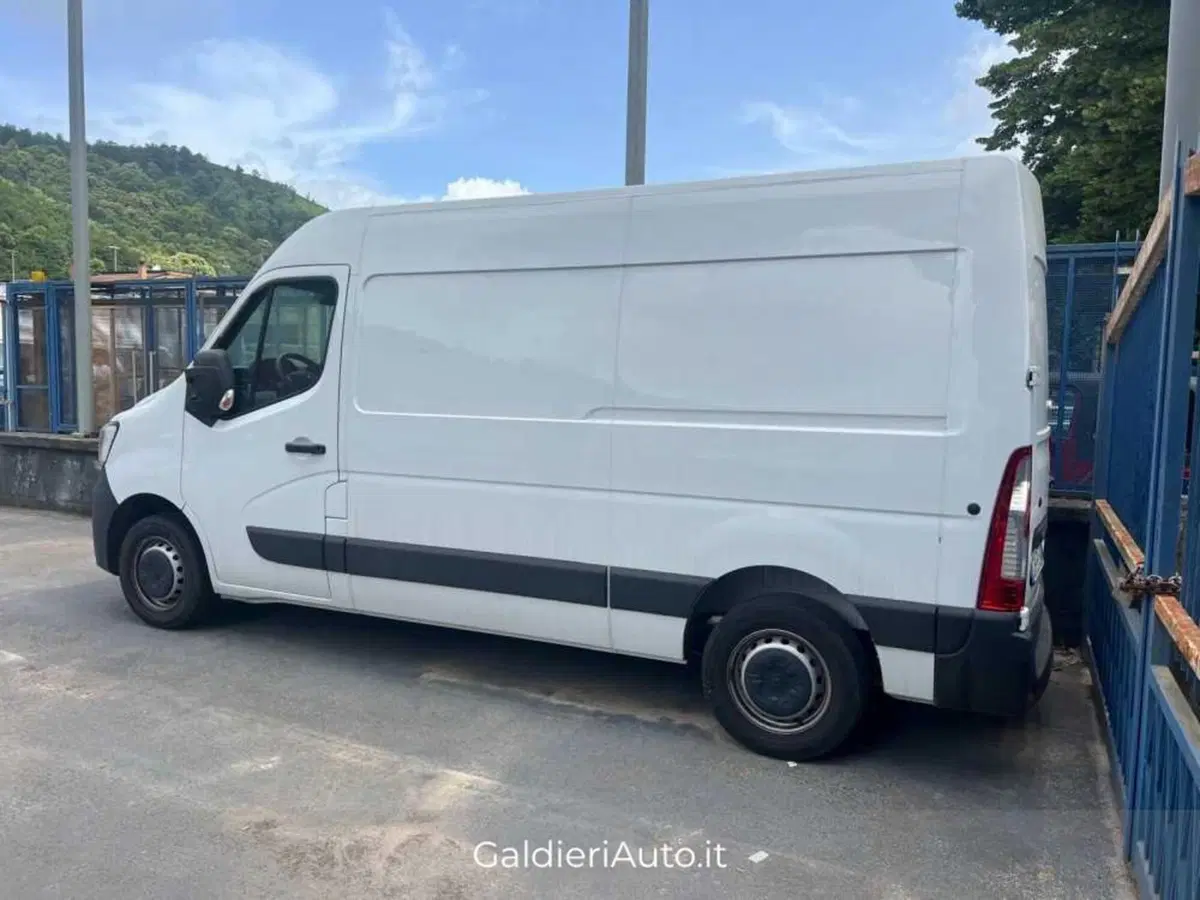 Renault Master Furgone usata a Salerno (3)
