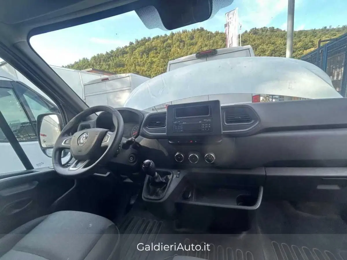 Renault Master Furgone usata a Salerno (6)