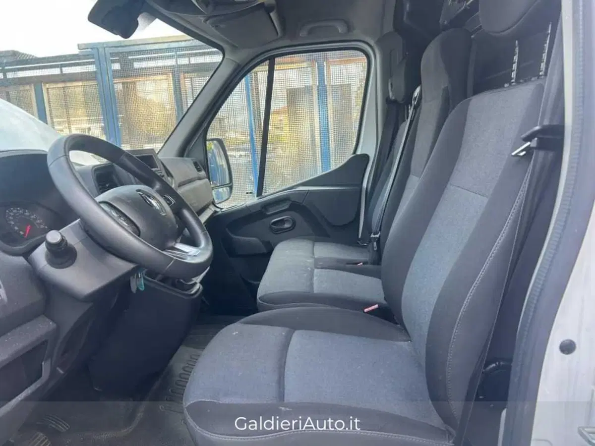 Renault Master Furgone usata a Salerno (7)