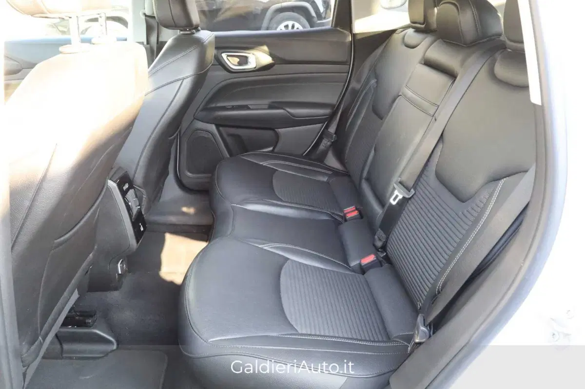 Jeep Compass usata a Salerno (7)