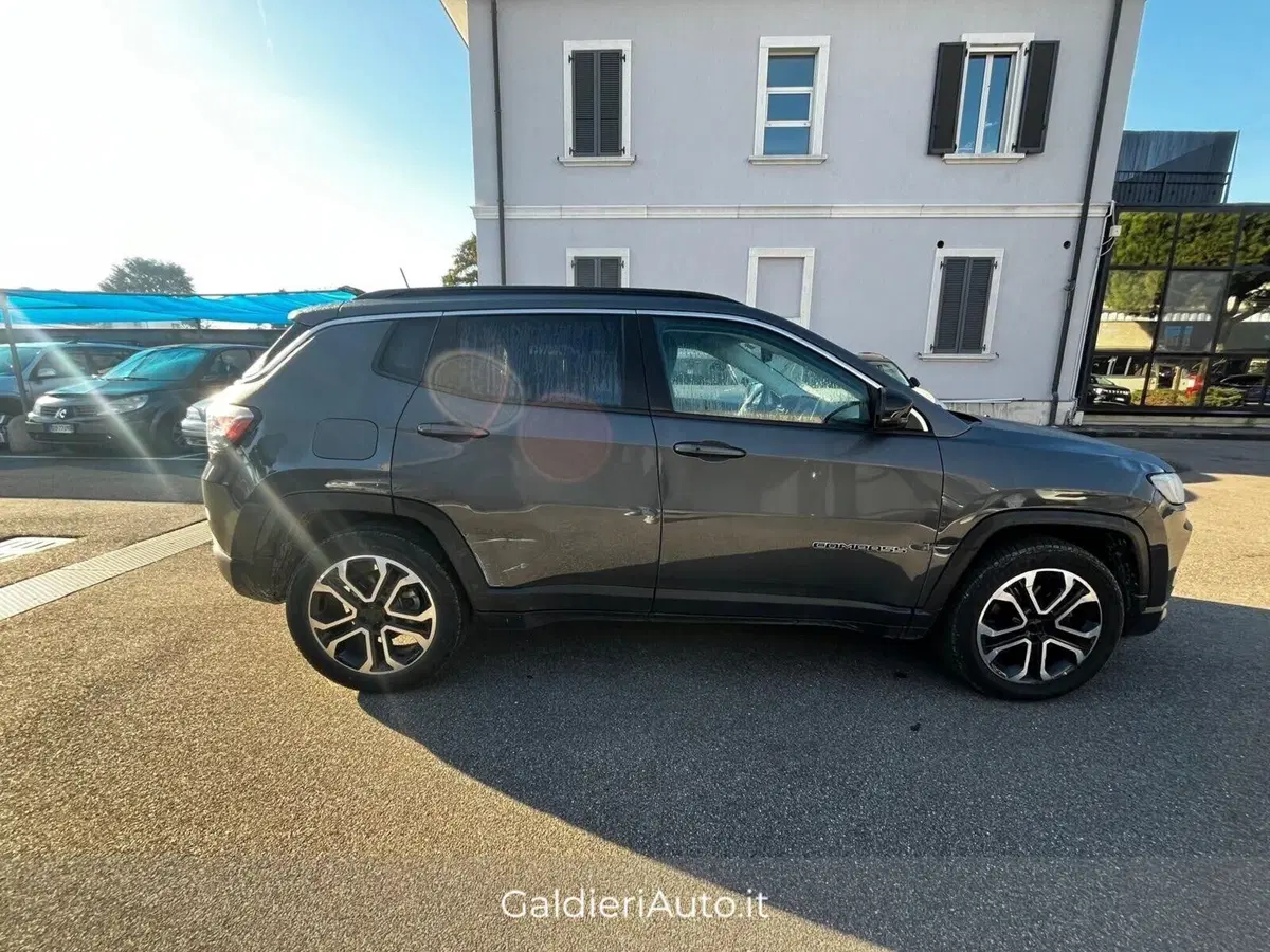 Jeep Compass usata a Salerno (10)