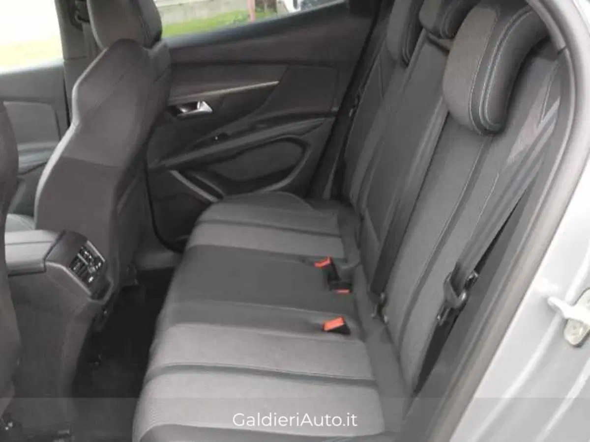 Peugeot 3008 usata a Salerno (9)