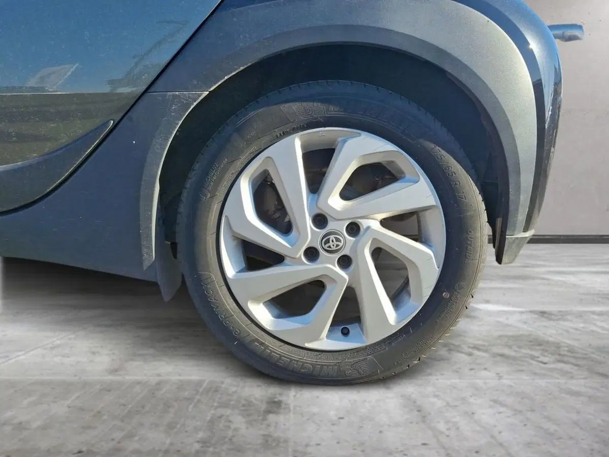 Toyota Aygo X usata a Roma (14)