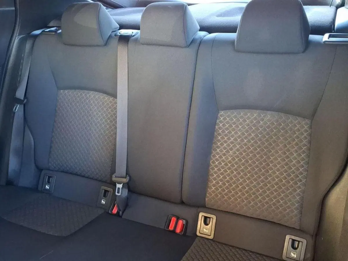 Toyota Toyota C-HR usata a Roma (11)