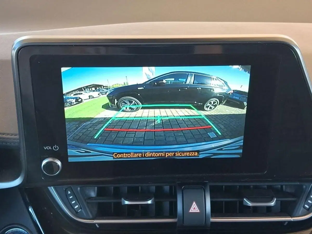 Toyota Toyota C-HR usata a Roma (15)