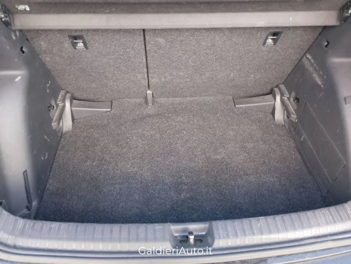 Skoda Fabia usata a Salerno (18)