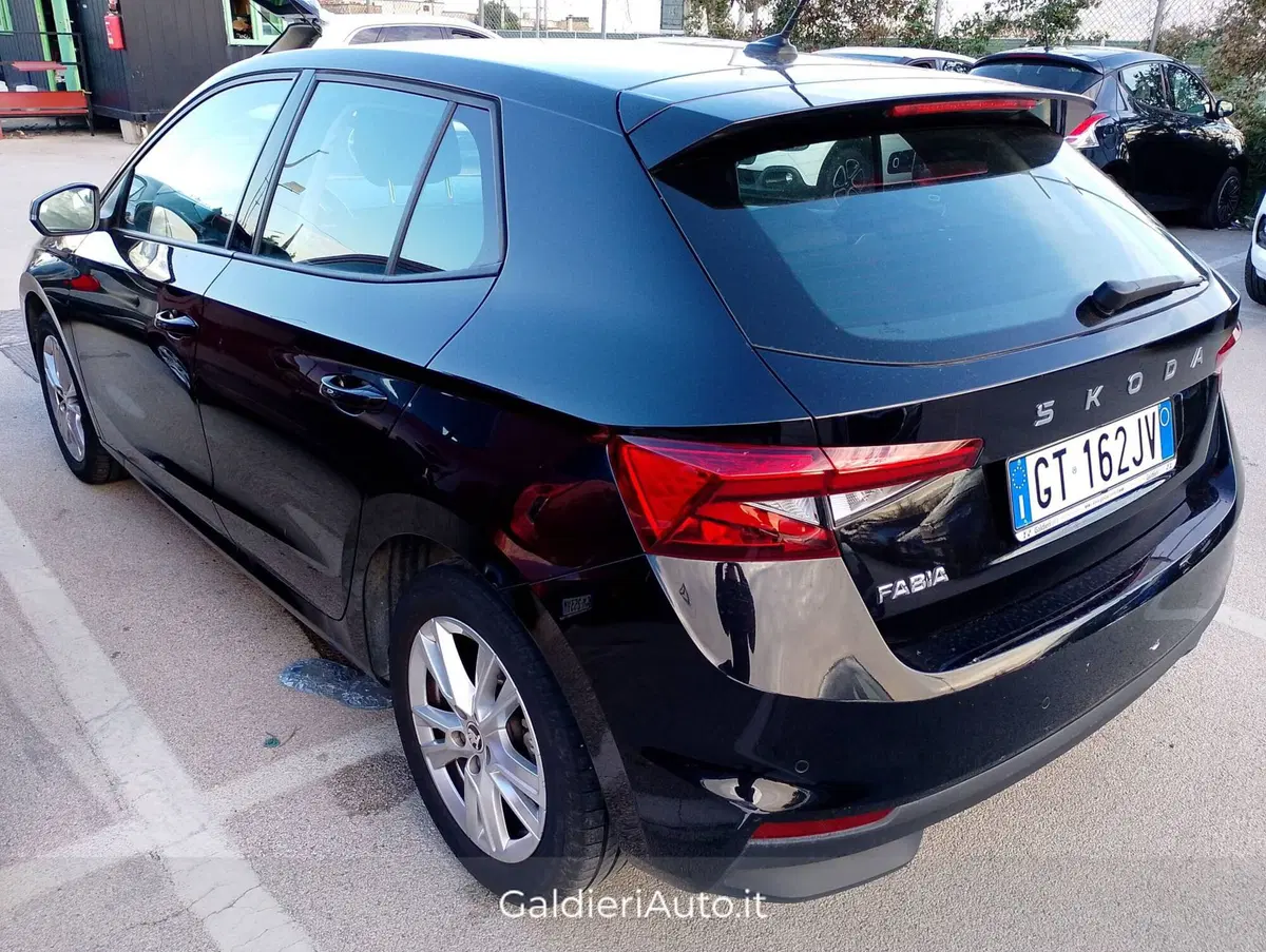 Skoda Fabia usata a Salerno (3)
