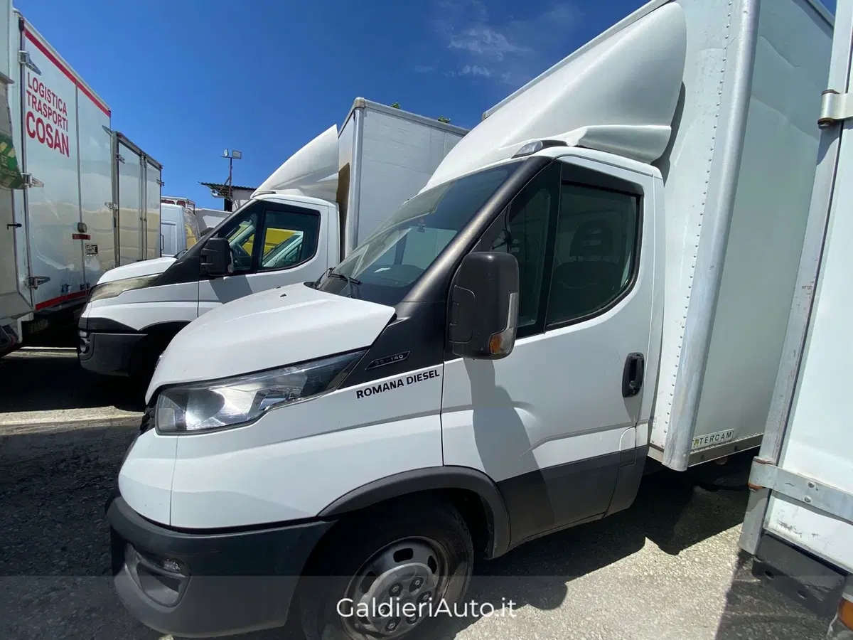 Iveco Daily Furgone usata a Salerno (3)