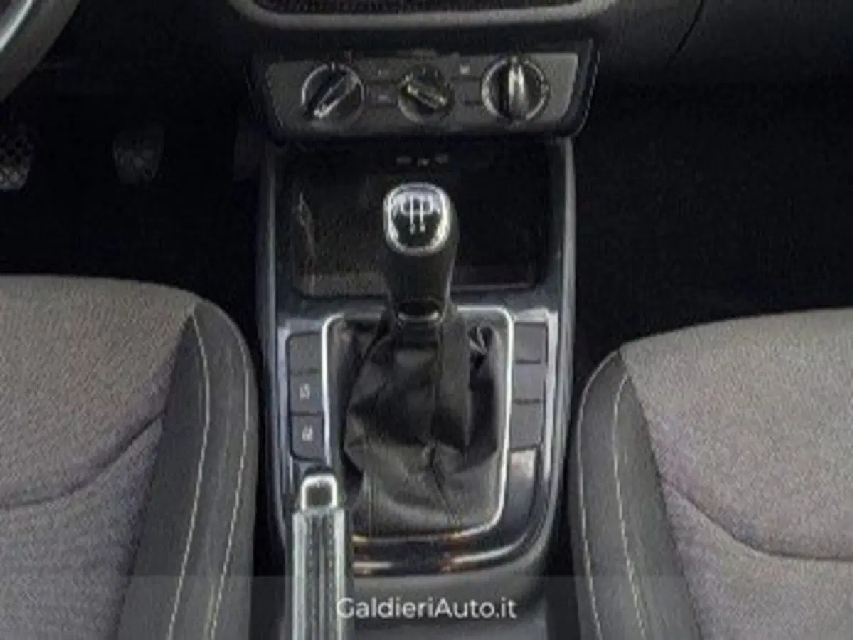 Skoda Fabia usata a Salerno (19)