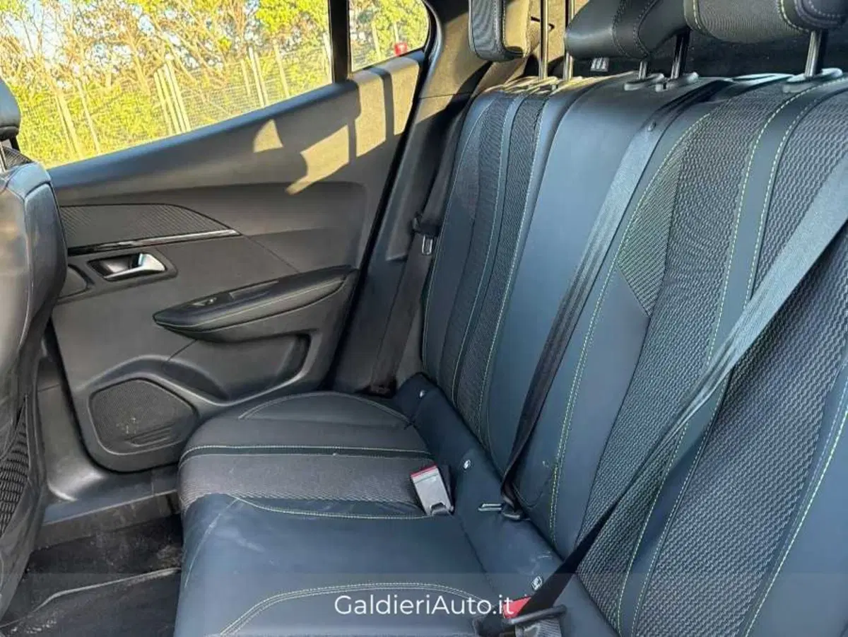 Peugeot 2008 usata a Salerno (7)