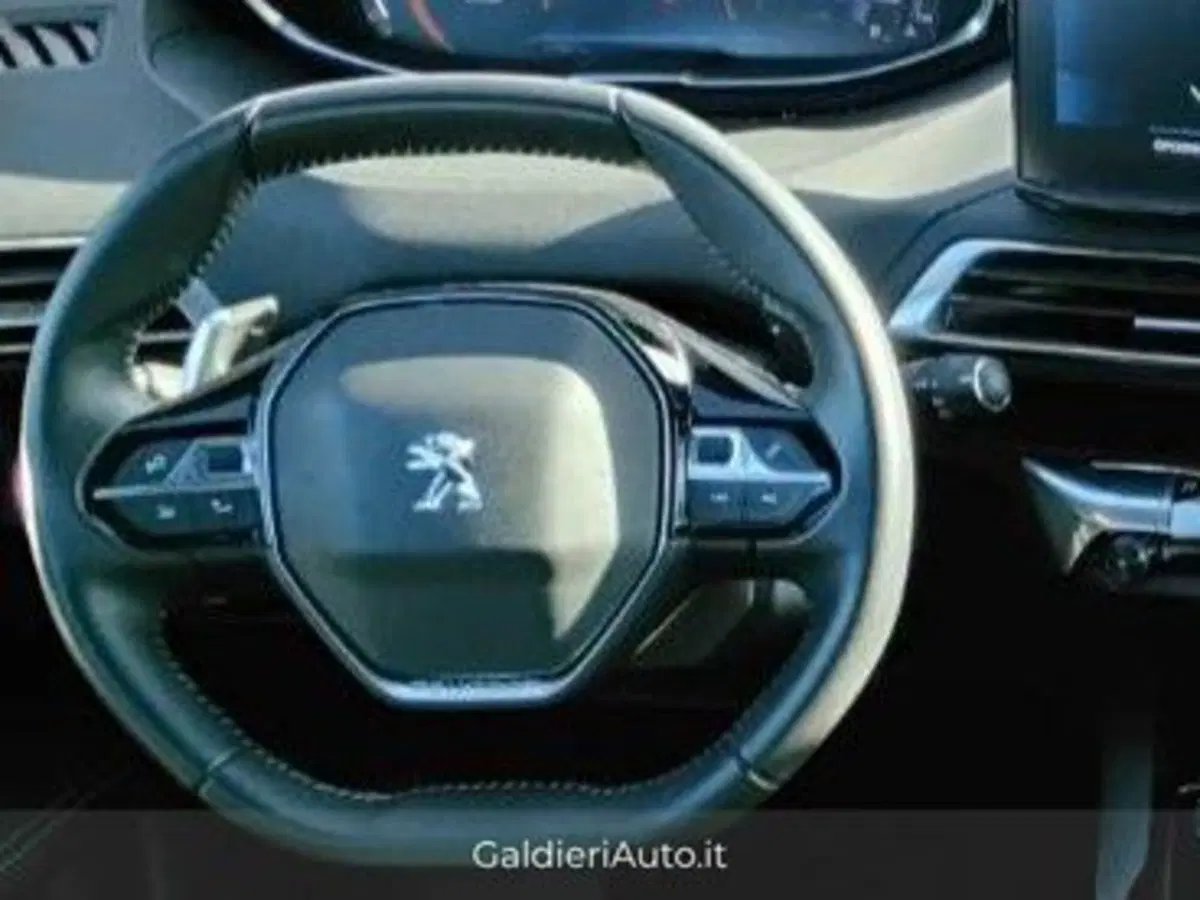 Peugeot 3008 usata a Salerno (9)