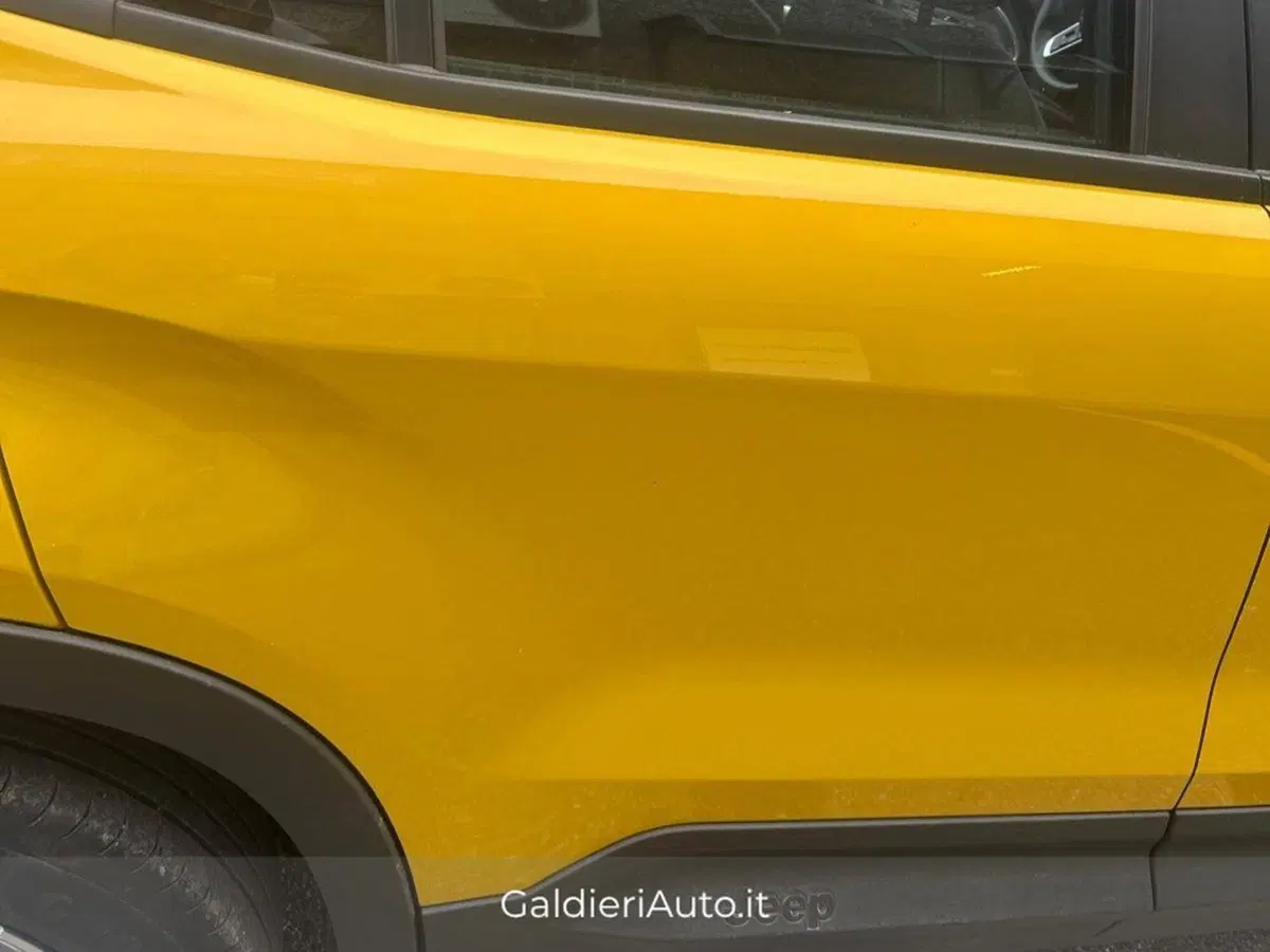 Jeep Avenger usata a Salerno (20)