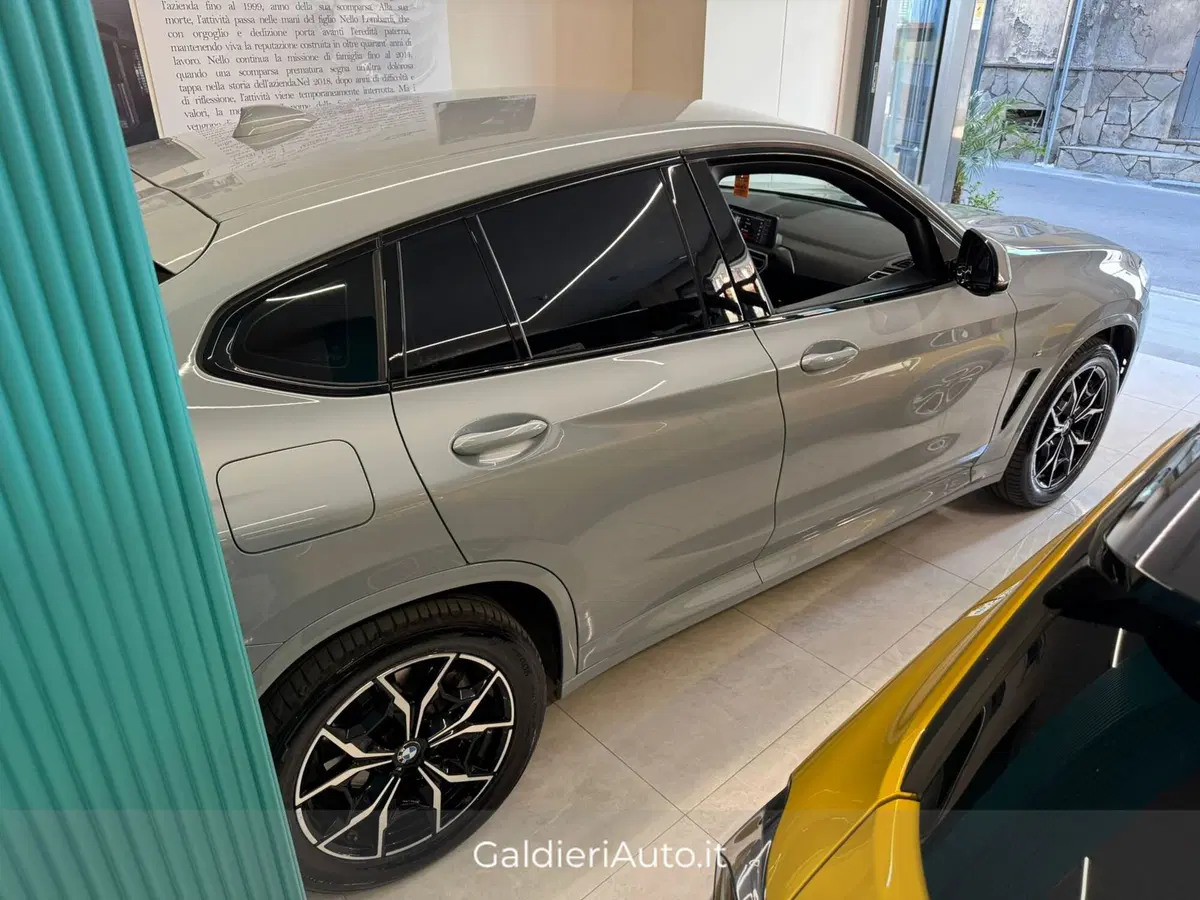 BMW X4 usata a Salerno (11)