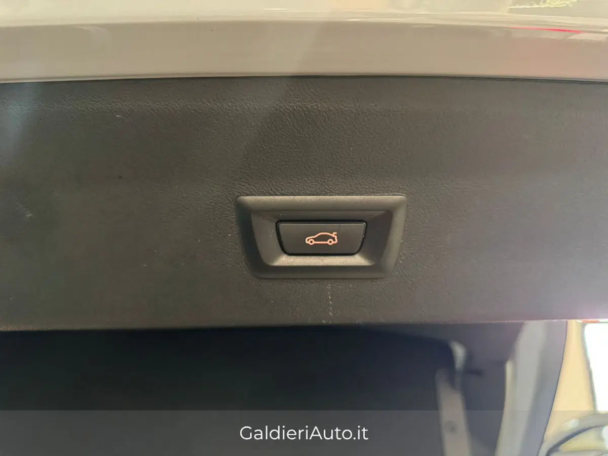 BMW X4 usata a Salerno (12)