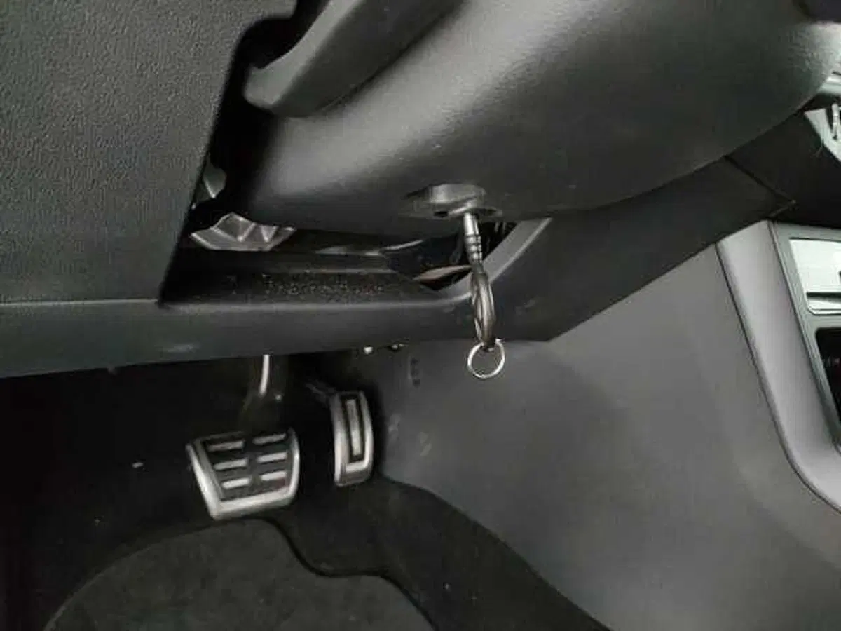 Volkswagen Taigo usata a Caserta (12)