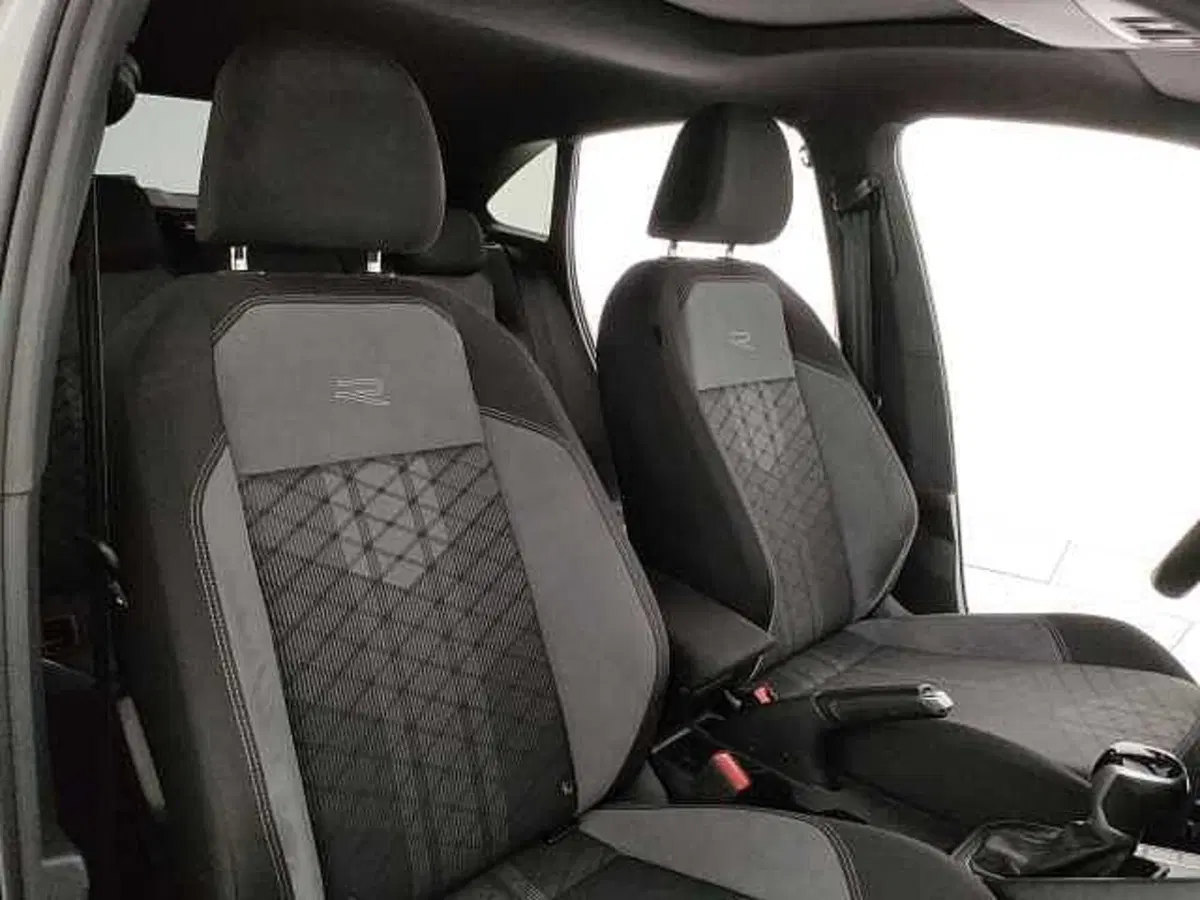 Volkswagen Taigo usata a Caserta (16)