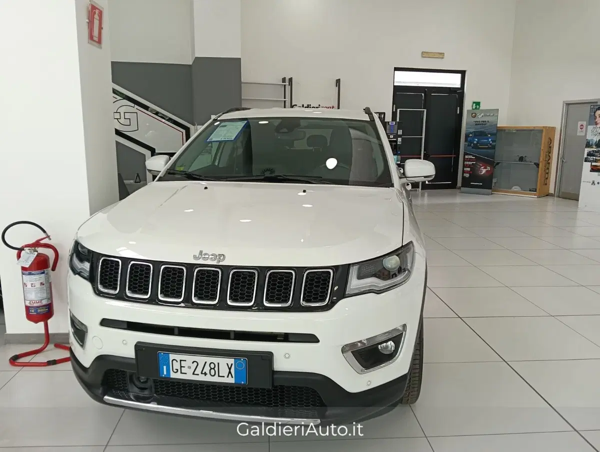 Jeep Compass usata a Salerno (17)